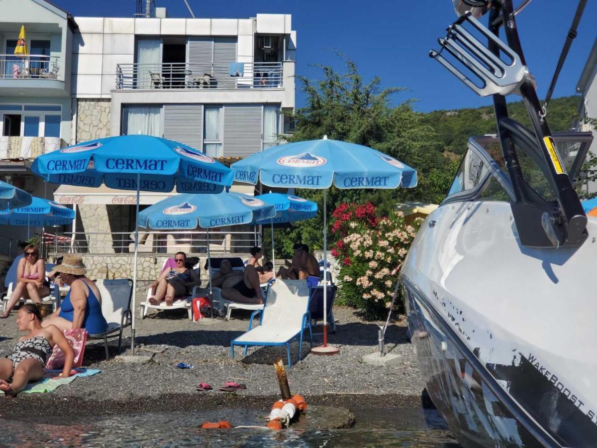Vila Ineks Ohrid Hotel Exterior photo