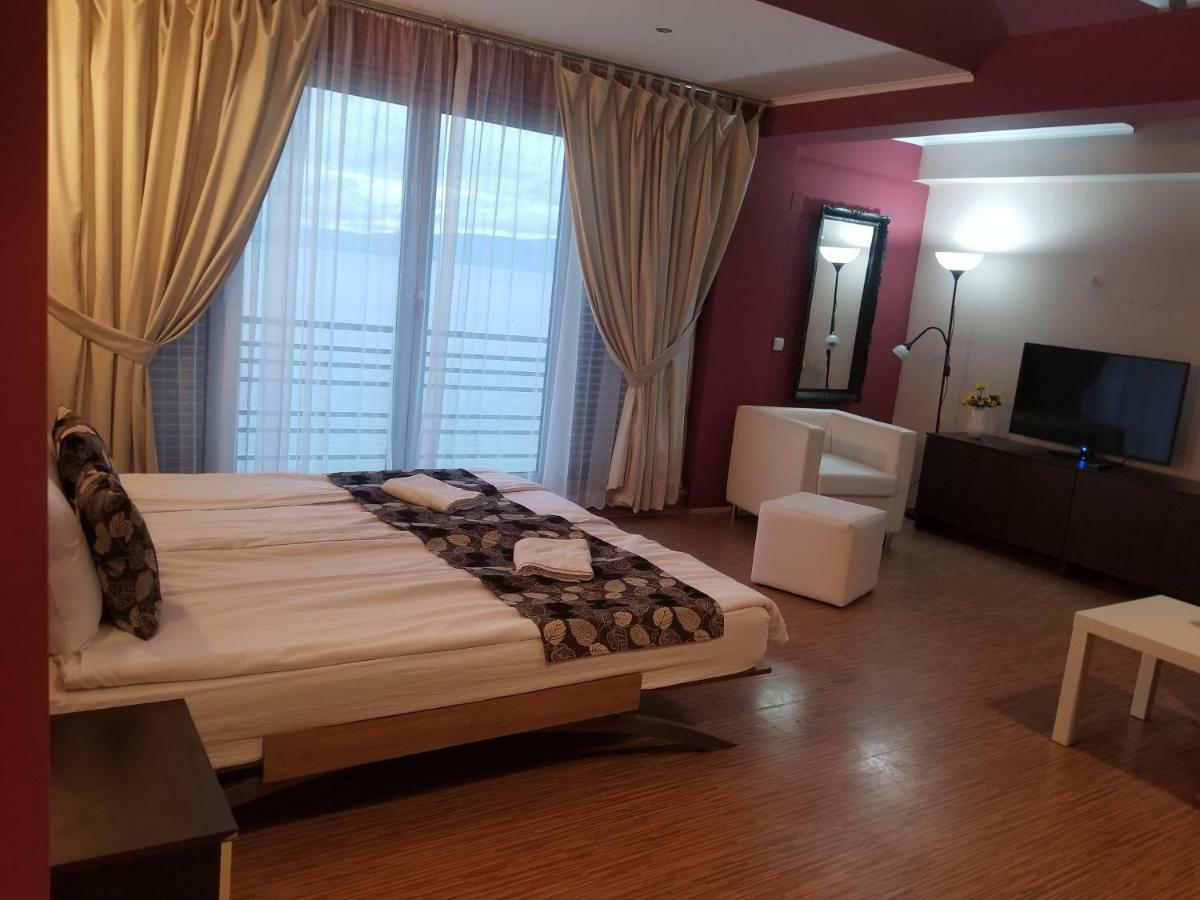 Vila Ineks Ohrid Hotel Exterior photo